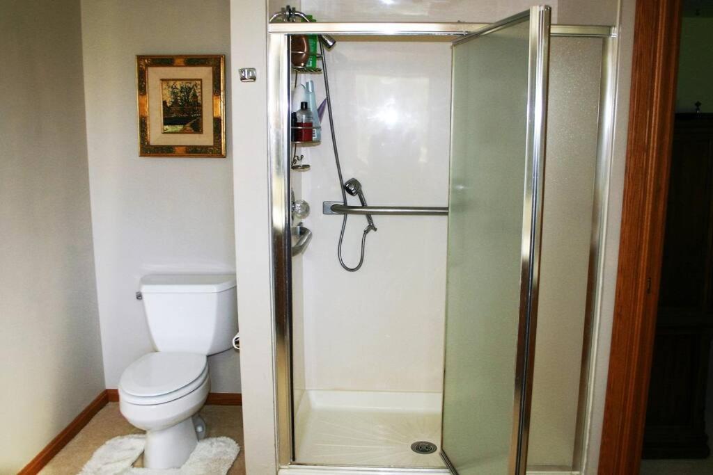 Private Guest Suite On The Portage Lakes Akron Exterior foto