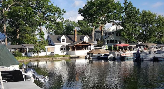Private Guest Suite On The Portage Lakes Akron Exterior foto